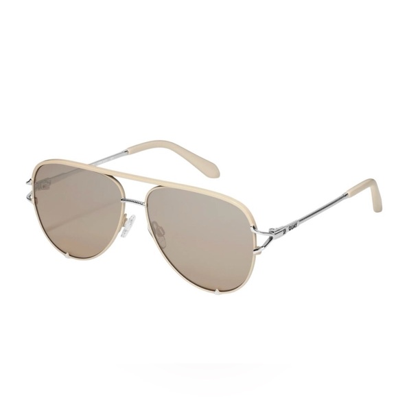 QUAY HIGH KEY TWIST AVIATOR SUNGLASSES
SILVER/SILVER CHAMPAGNE.NEW - Picture 1 of 2